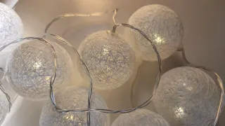 Catena luminosa sfere decorative