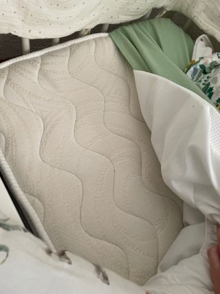 Cuna IKEA con colchón