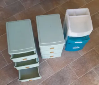 Set contenitori portaoggetti in plastica