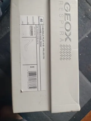 Zapatos tacón Geox morados talla 40