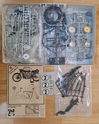 Moto Guzzi 500 V8 Protar 1:9