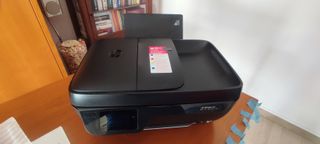 Stampante HP DeskJet 3831