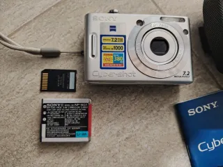 Fotocamera Sony Cyber-shot DSC-W35/W55