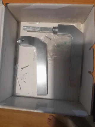 2 pomos de puerta de aluminio