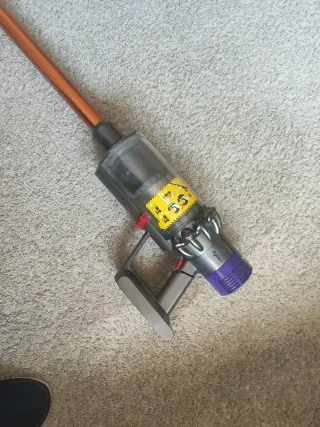 Aspirapolvere Dyson V10