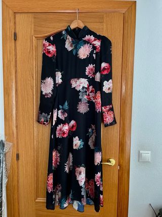 Vestido floral estilo chino Zara Talla M