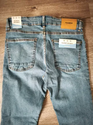 Pantalón vaquero Pull&Bear azul