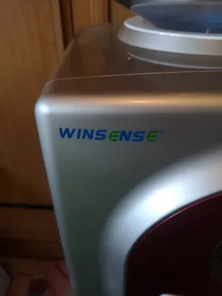 Dispensador de agua Nevira