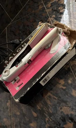 Piastra per capelli Imetec