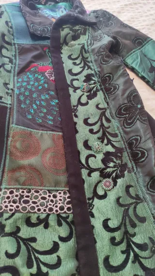 Abrigo Desigual estampado mujer