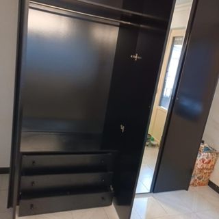 Armario 4 puertas con cajonera y 2 espejos