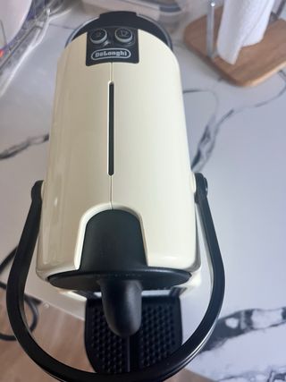 Cafetera Cápsulas Nespresso Inissia Blanca Delongh