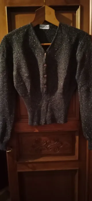 Maglioncino corto lamé grigio