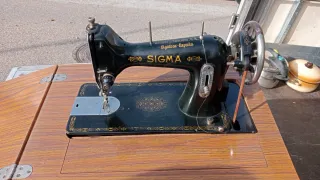 Máquina de coser antigua SIGMA