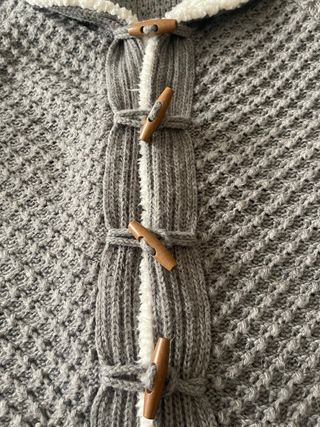 Chaqueta Easy Wear con capucha y botones