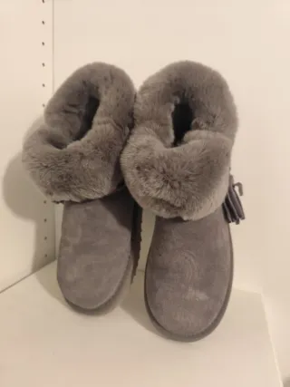 Stivali Laura Biagiotti grigi con pelliccia