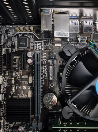 PC Torre Clonico - Intel Pentium G4400 3.3 Ghz, 480Gb SSD, 8Gb RAM