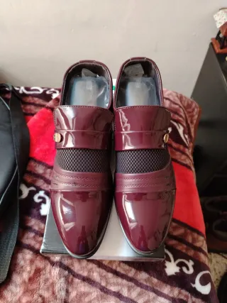 Zapatos de vestir hombre morado