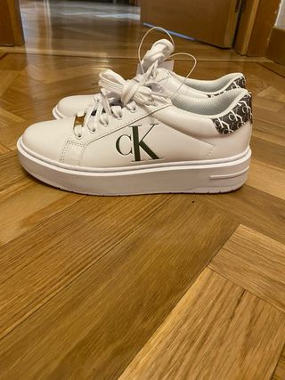 Zapatillas Calvin Klein nuevas Talla 37