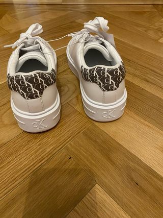 Zapatillas Calvin Klein nuevas Talla 37