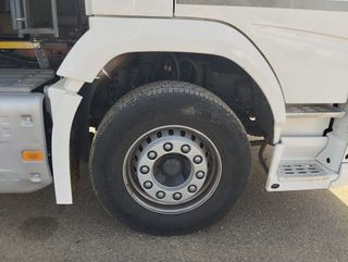 Volvo FM 460-CAMIONES GANCHO