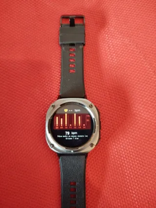 Smartwatch Negro y Plateado