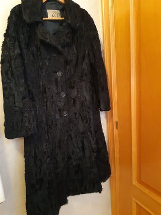 4 Abrigos de Piel Marrones