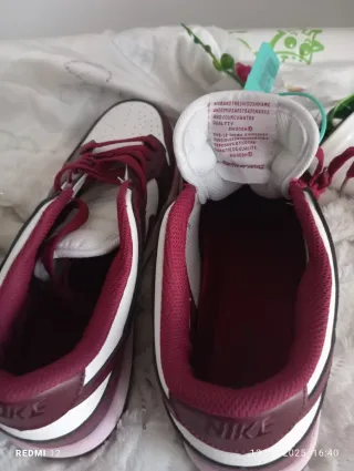 Nike SB Dunk Bordeaux Bianco