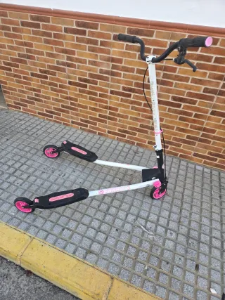 Patín Piqué ESP 3 ruedas