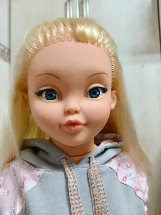 Muñeca Rosaura con 2 vestidos