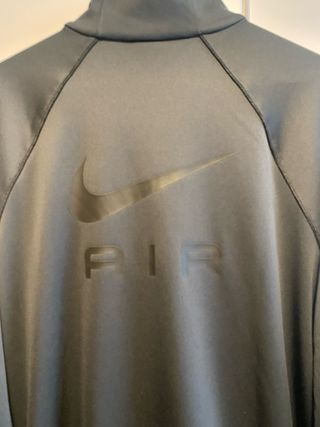 Chaqueta Nike Air Training Gris. Nueva