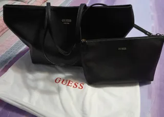 Borsa Guess nera usata