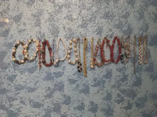 Lote de pulseras variadas