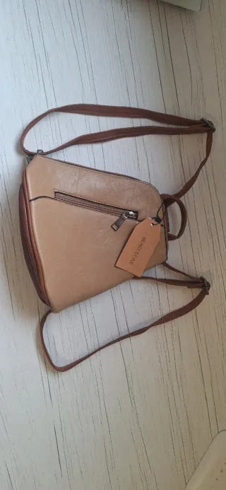 Mochila de piel para mujer