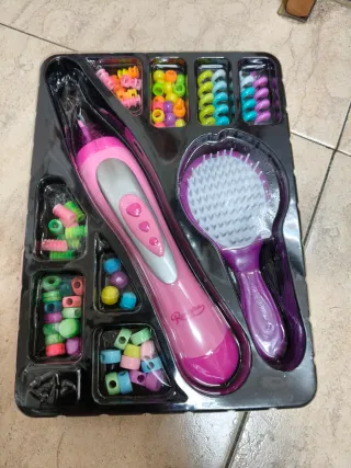 Muñeca Rosaura con accesorios para el pelo