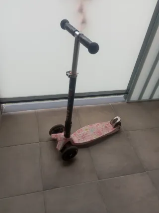 Patinete 3 ruedas niña