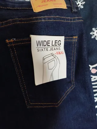 Jeans donna con strass