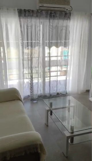 Piso de alquiler zona Santa Rosa calle los chopos