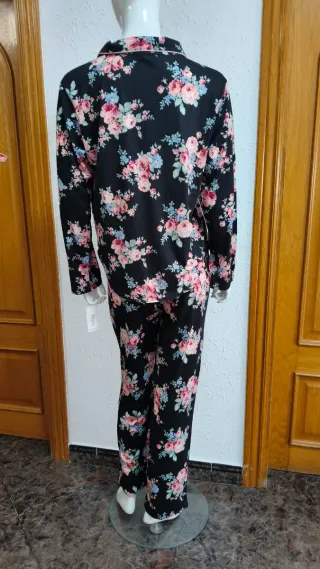 Pijama floral talla S.El regalo ideal navidades