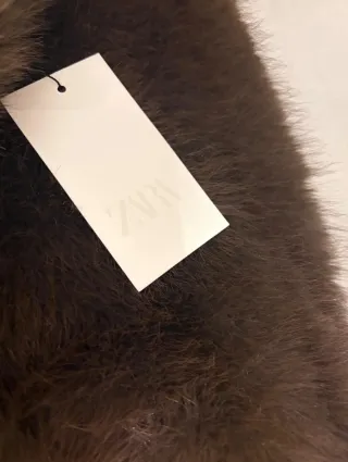 Bufanda Zara lisa efecto pelo marrón