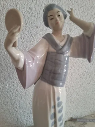 Figura de porcelana grande 33 cm de altura