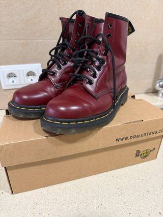 Botas Dr. Martens originales de piel Talla 39