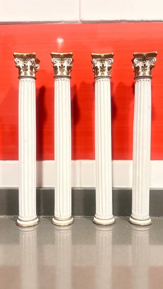 4 Columnas Corintias Miniatura Resina 22cm