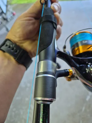 Caña Daiwa Spitfire 832M Squid