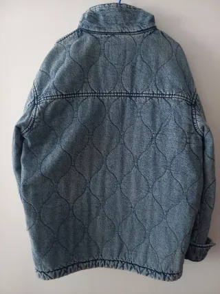 Cazadora vaquera acolchada Zara