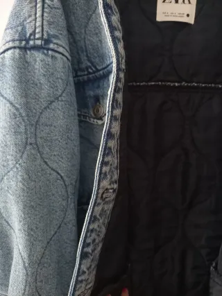 Cazadora vaquera acolchada Zara