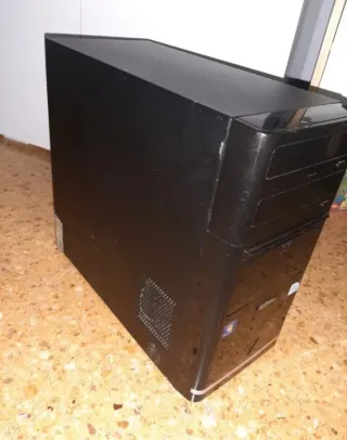 PC Sobremesa Negro