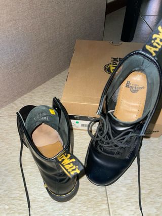 Dr. Martens Stivaletti Uomo N. 43