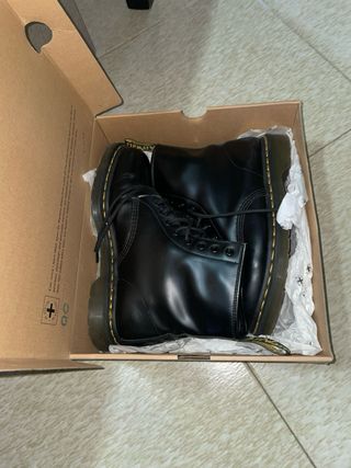 Dr. Martens Stivaletti Uomo N. 43