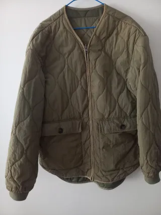 Cazadora acolchada reversible verde